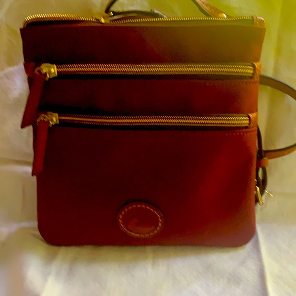 Dooney & Bourke Handbags - Nylon dooney and Bourke crossbody